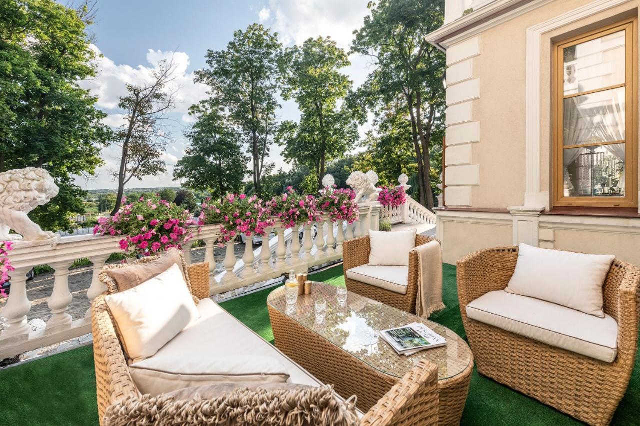 Palac Tarnowskich Hotel & Restauracja & Spa Ostrowiec Świętokrzyski Dış mekan fotoğraf