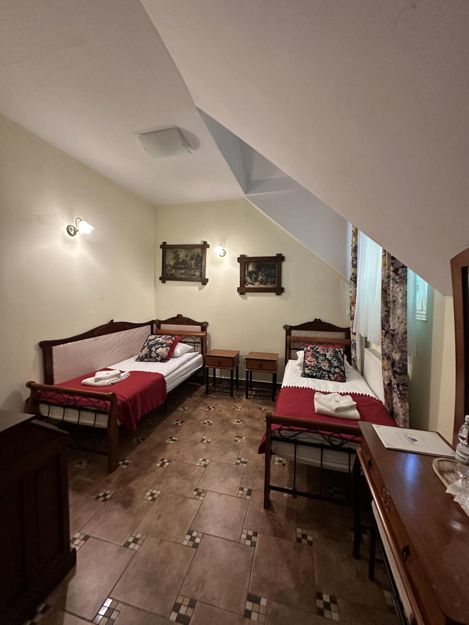 Palac Tarnowskich Hotel & Restauracja & Spa Ostrowiec Świętokrzyski Dış mekan fotoğraf