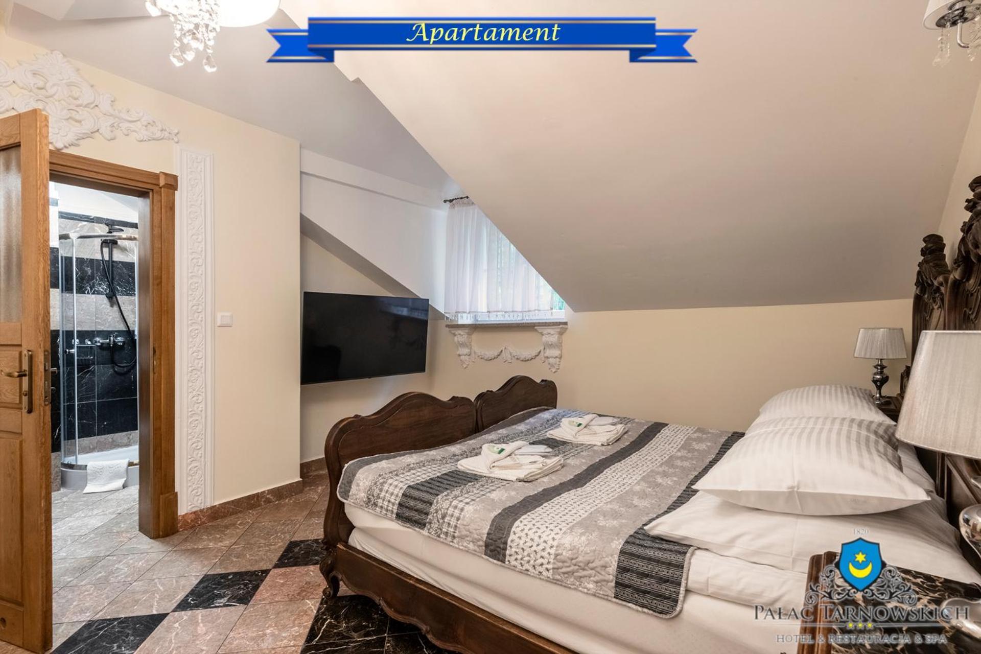 Palac Tarnowskich Hotel & Restauracja & Spa Ostrowiec Świętokrzyski Dış mekan fotoğraf